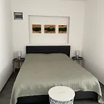 Apartment Karos Night Sky