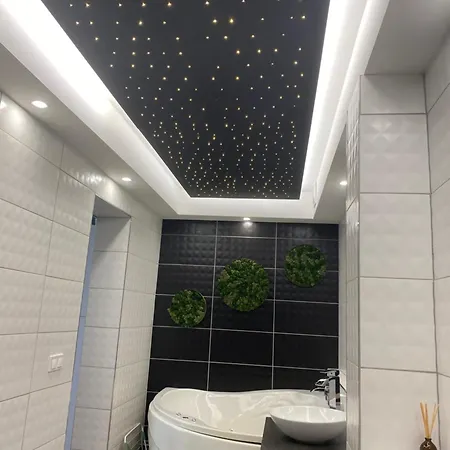 Karos Night Sky Apartman *